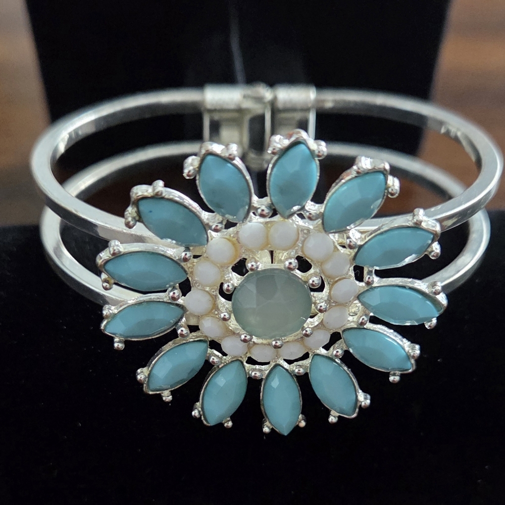 Elegant Silver and Blue Floral Bracelet